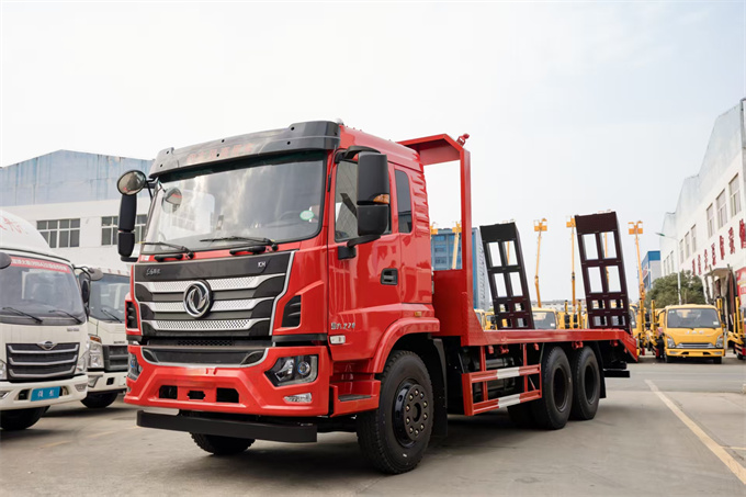 云南挖机拖车哪家好？挖机上拖板车的安全注意事项都有哪些/>
<blockquote class=